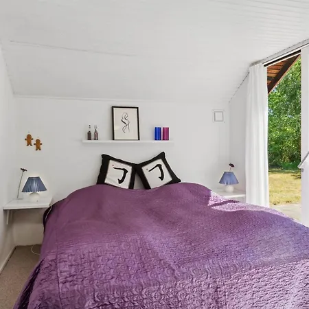 Fernanda - 1-3km From The Sea By Interhome *